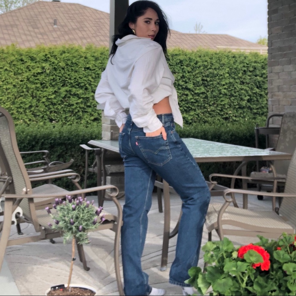 LEVIS BOYFRIEND LOOSE FIT JEANS W30 L32